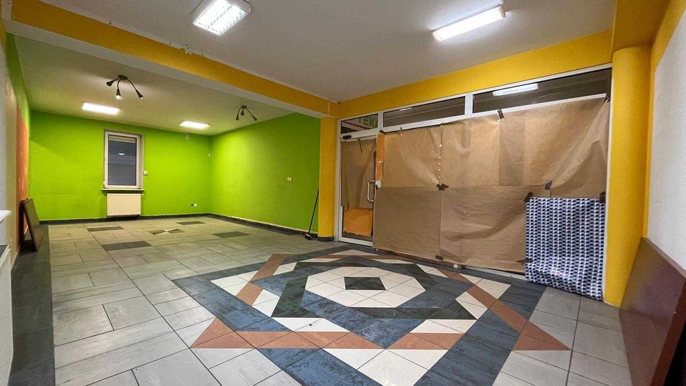 Lokal usługowy handlowy biurowy 44m2 w dobrej lokalizacji.