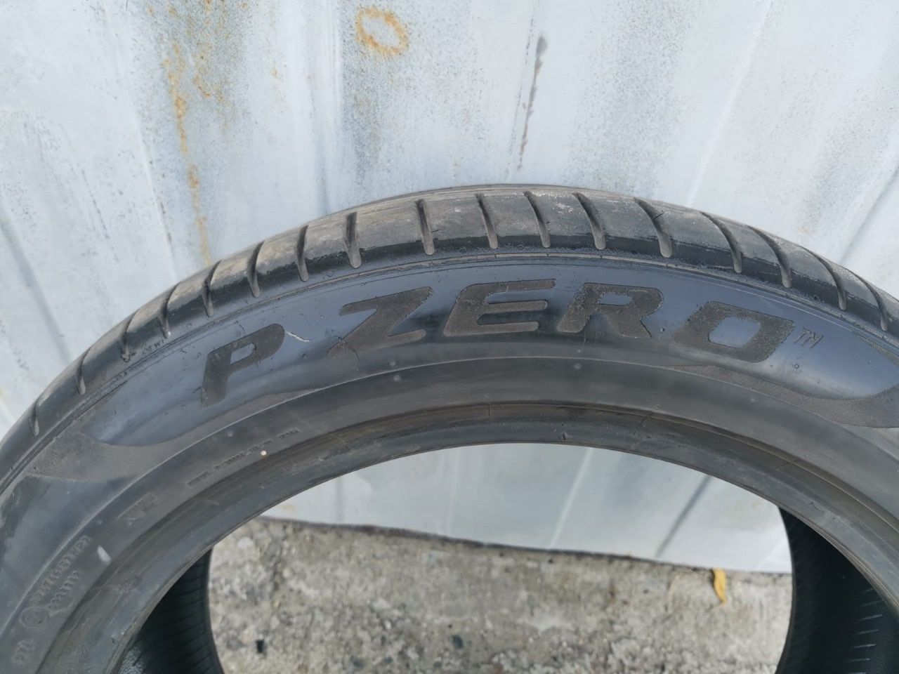 Продам шину Pirelli PZero