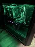 Komputer - Intel I7-8700k, GTX 1080, 16 GB RAM, 2xSSD + HDD
