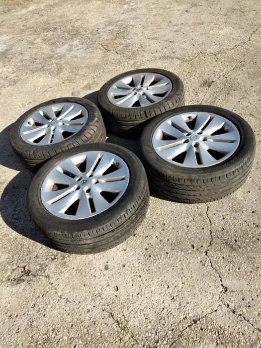 Conjunto Jantes Especiais ZR18 Renault Espace IV Com Pneus 245/45 ZR18