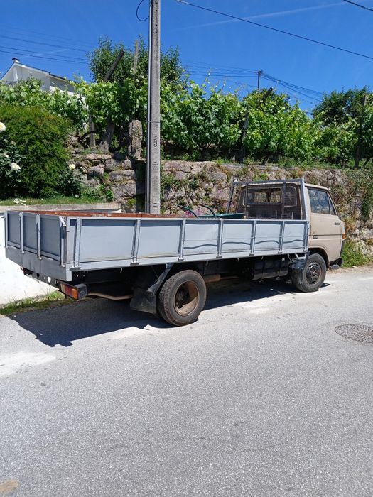 Lenha de pinheiro e carvalho