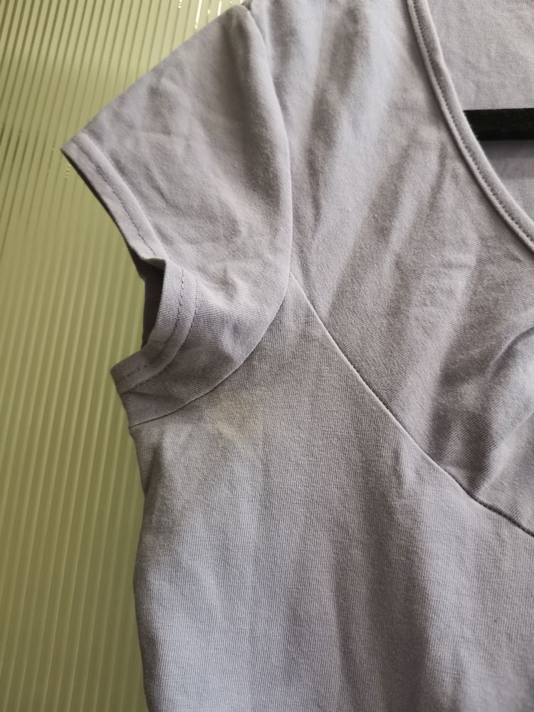 Bluzka koszulka t shirt fiolet lilia 40 L krótki rękaw