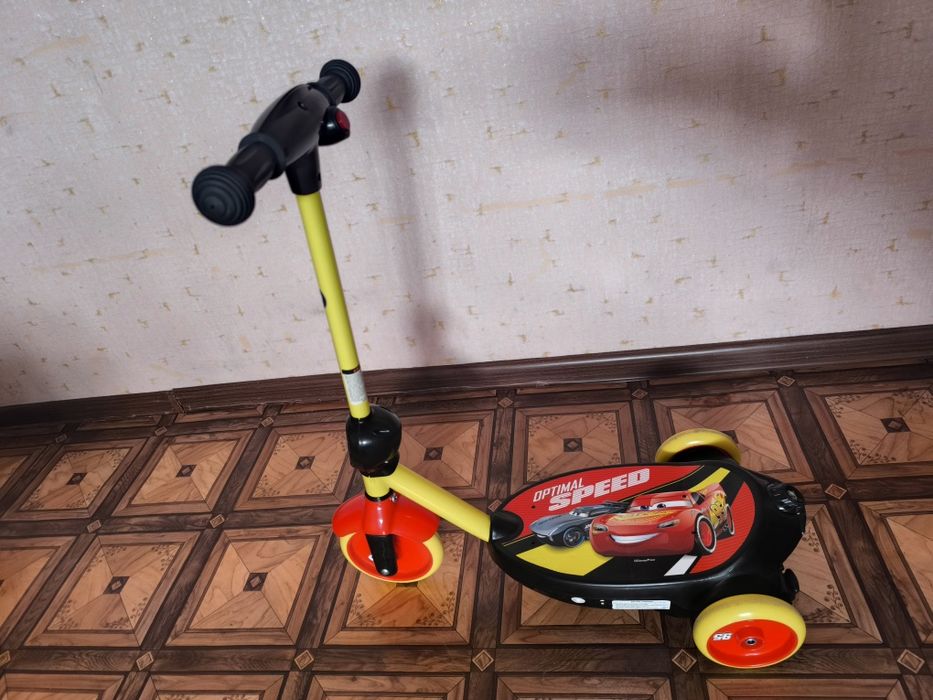 Дитячий електросамокат))