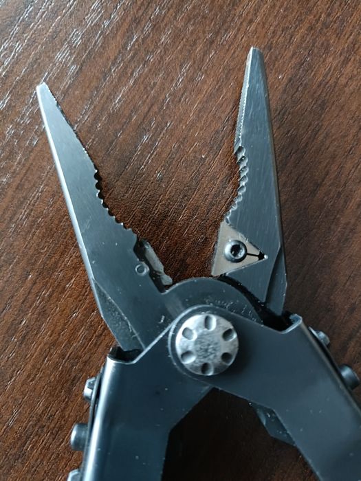 Multitool SOG Multi Plier 600 SightTool plus komplet przecinaków