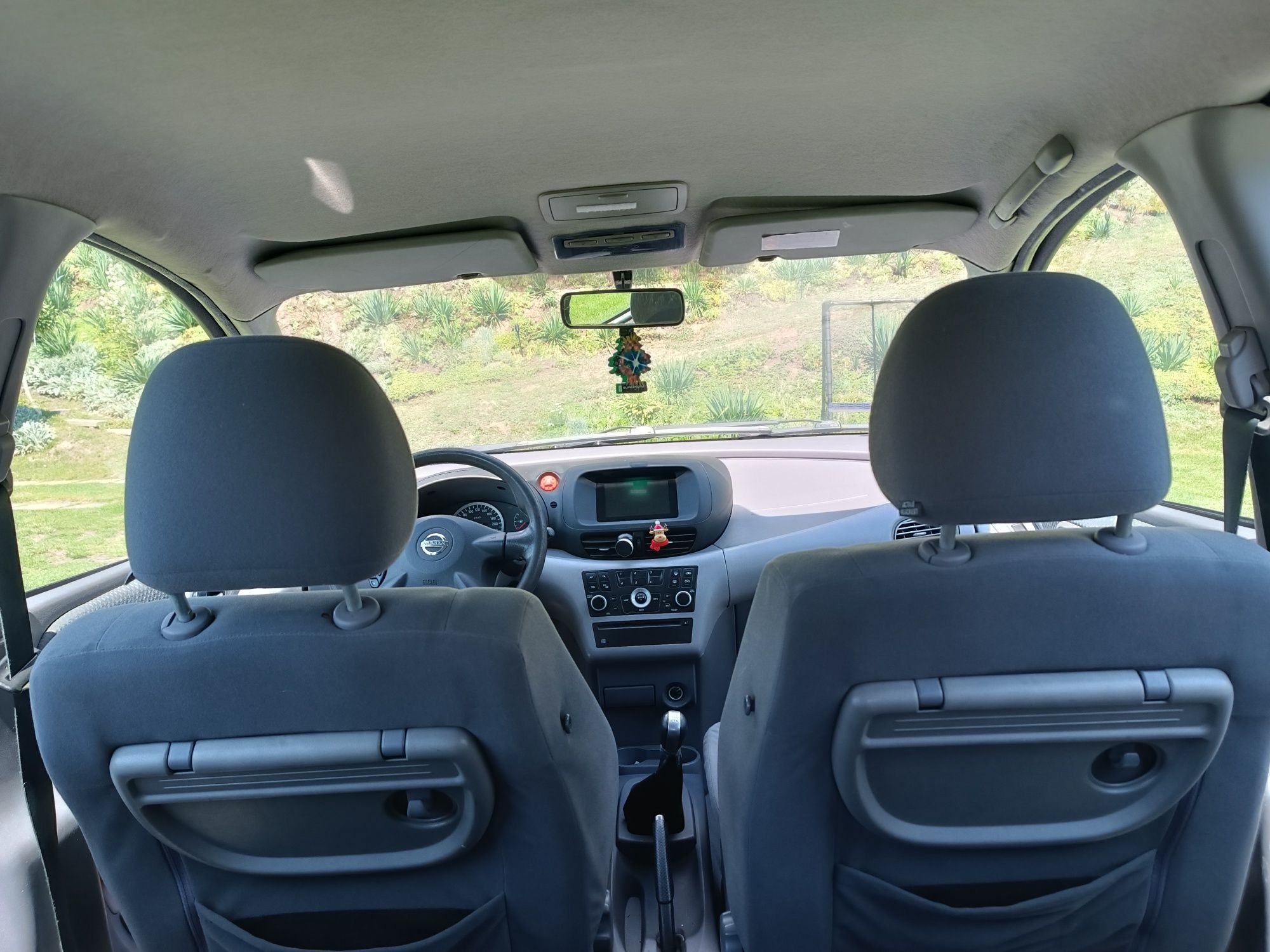 Nissan  Almera Tino 1.8