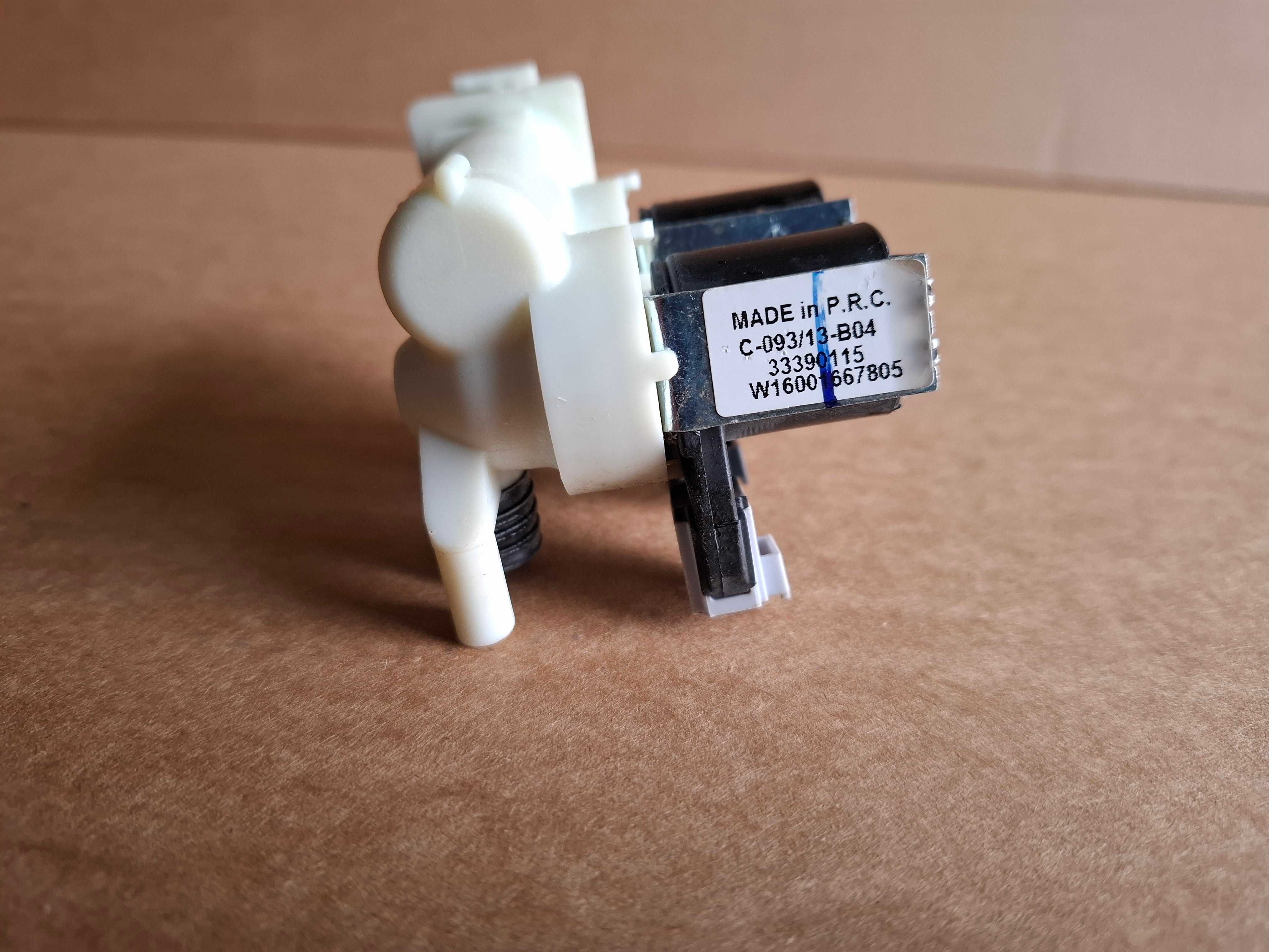 Elektrozawór pralki Hotpoint Ariston WMD 722B EU.