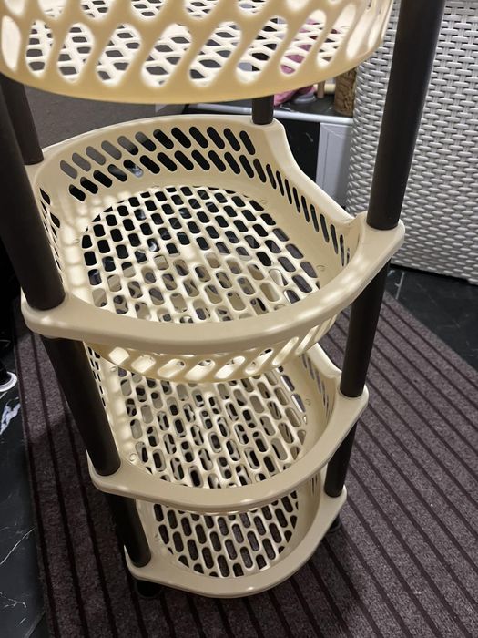 Полка 4 яруса в ванную