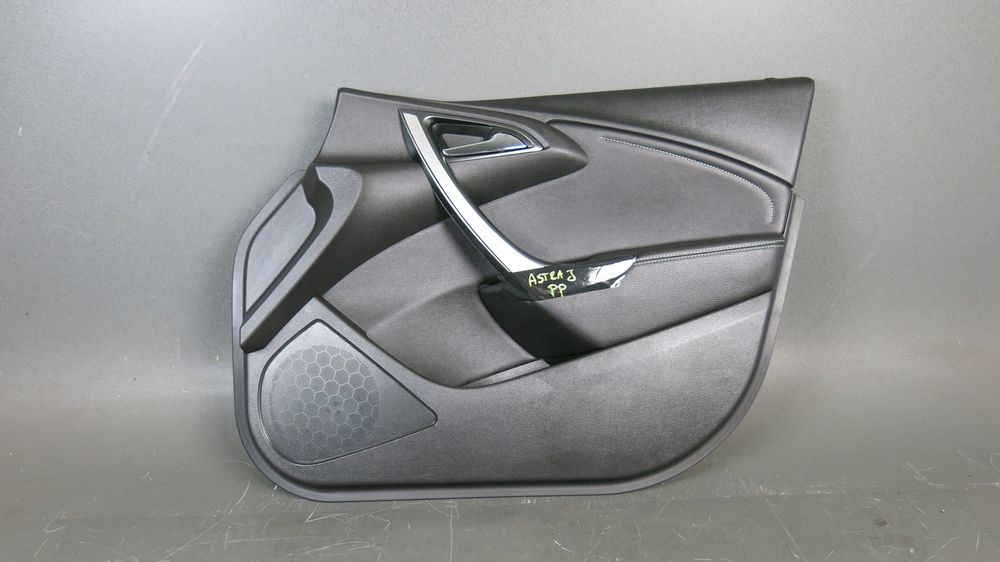 Opel Astra J boczek tapicerka drzwi przednich prawych skóra EU