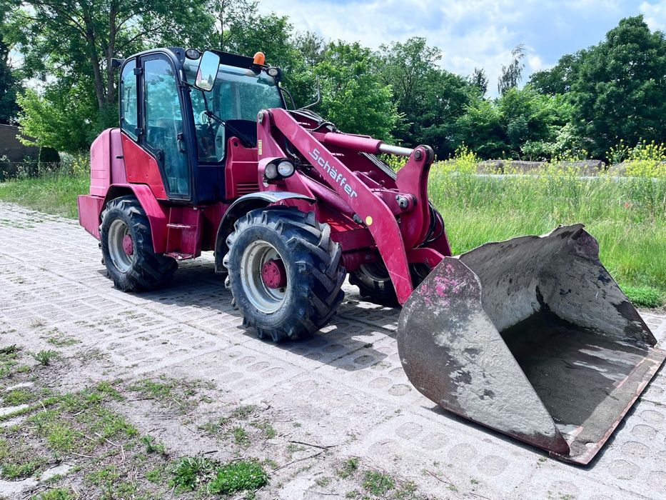 Ładowarka Schaffer Z 9300