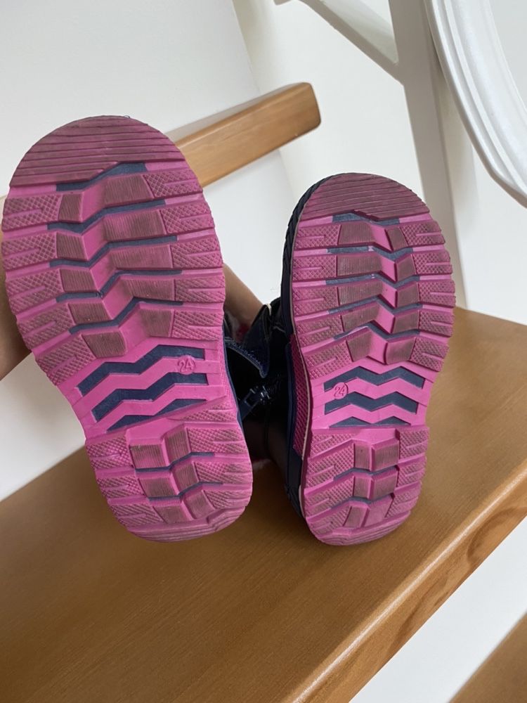 Теплі черевики на дівчинку 24 р, 16 см устілка