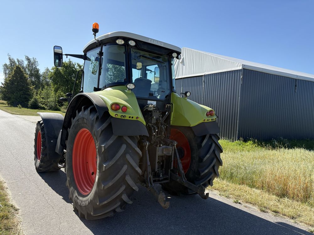 Claas arion 620 case massey ferguson