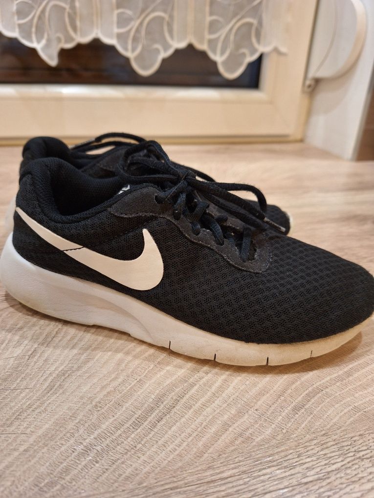 Nike tanjun 35,5