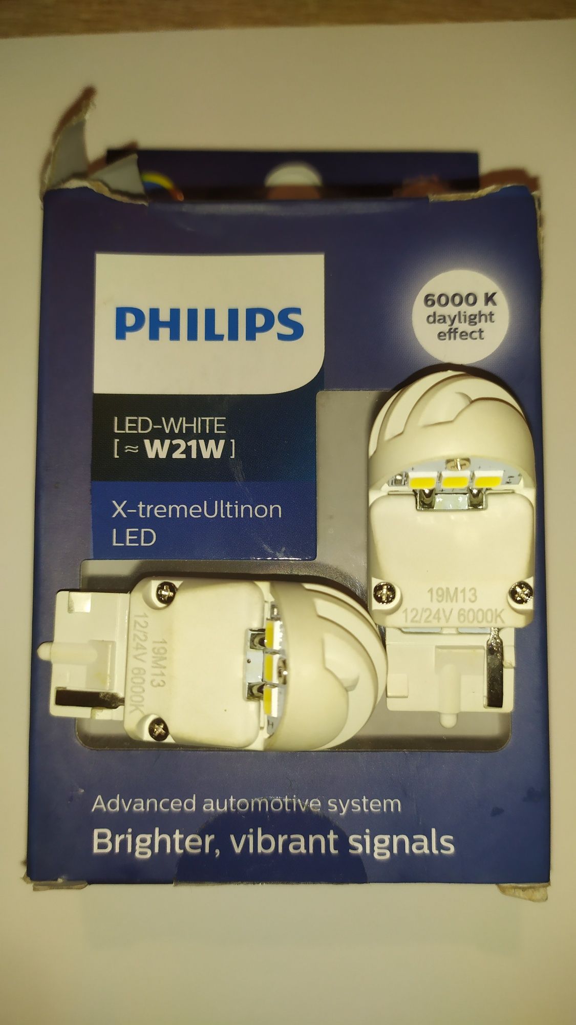 Żarówki Philips LED - white W21W