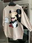 Bluza z aplikacja