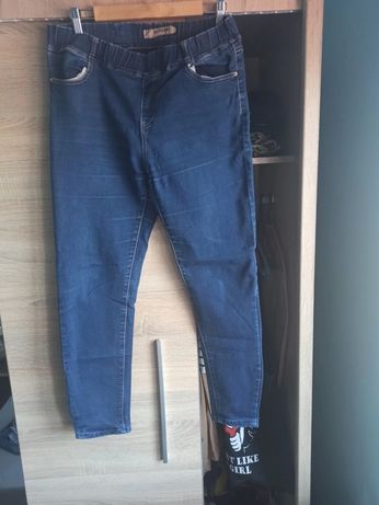 Spodnie jeansowe z gumką rozciągliwe