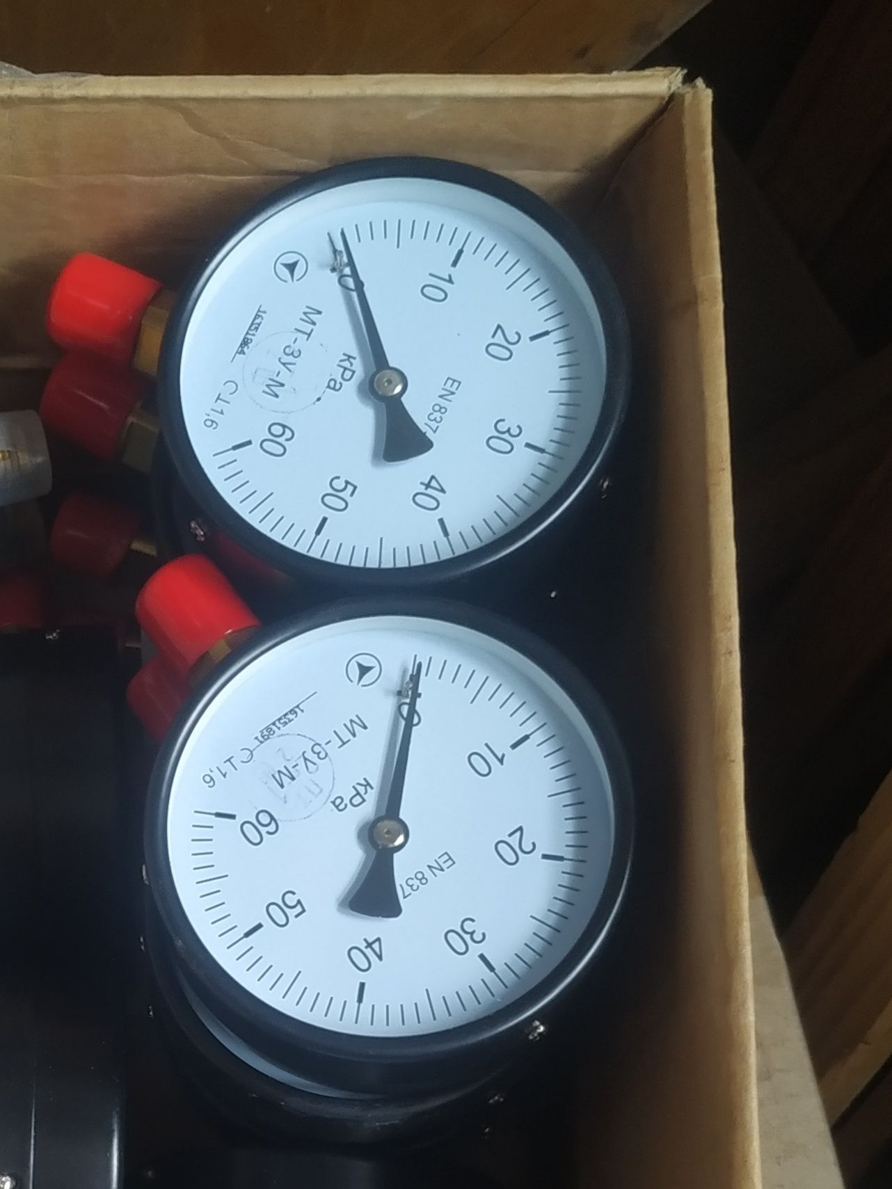 Продам манометры МП-3У,МТП-100,ДМ05100,ДМ05063,ДМ1001,МТ-3У