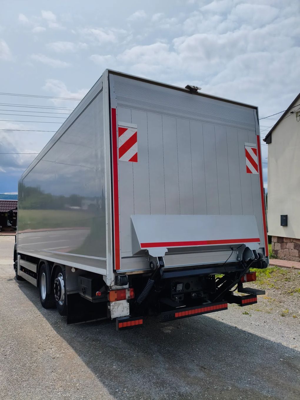 MAN TGS 26.320 / 360 / Euro 5 !!! / CHŁODNIA / WINDA / IZOTERMA / CARRIER / 6 X 2 / oś Skrętna  Man Tgs / Blokada Mostu / Oś skretna / z Niemiec / Servis