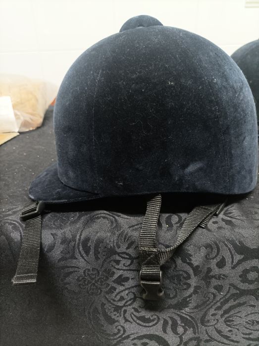Toque equitação  em bom estado no