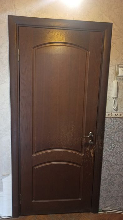 Двері міжкімнатні бу