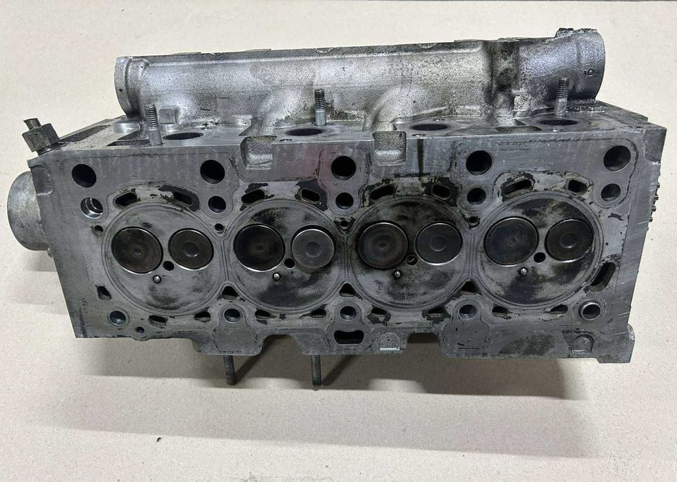 Головка блока (ГБЦ) Renault Kangoo. Megane 2. Scenic 2 - 1.5dCi