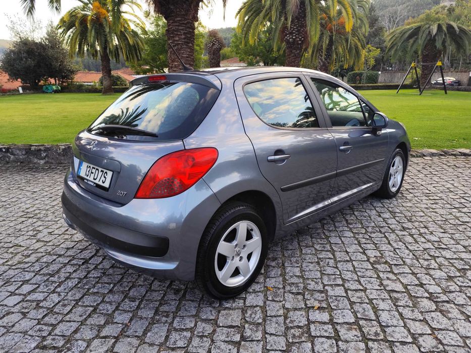Peugeot 207 1.4 Gasolina - Nacional - Revisão Feita - Aceito Retoma