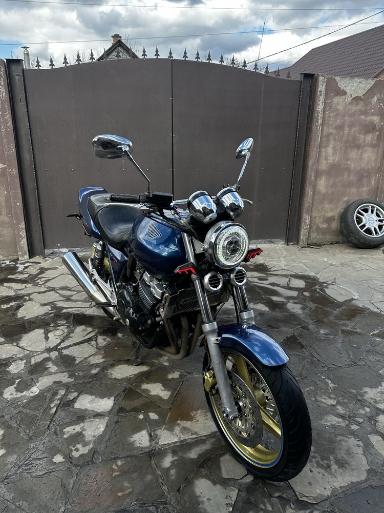 Honda cb-400 хорошая