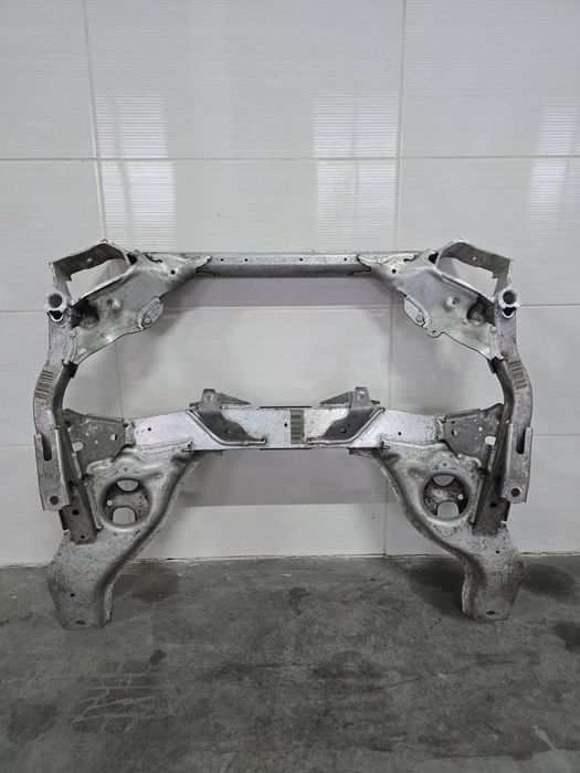 Передня балка BMW E81/E87 2006-2013