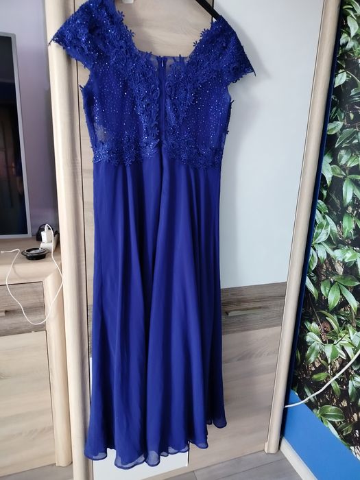 Sukienka na studniówkę lub wesele