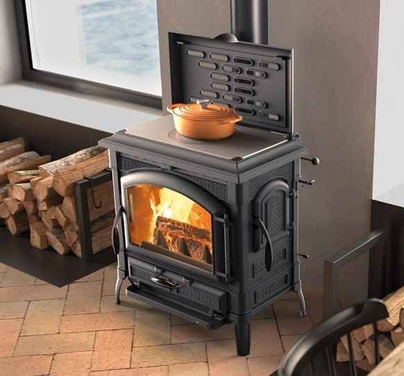 Salamandra Lenha Nordica & Extraflame Ferro Fundido para cozinhar.