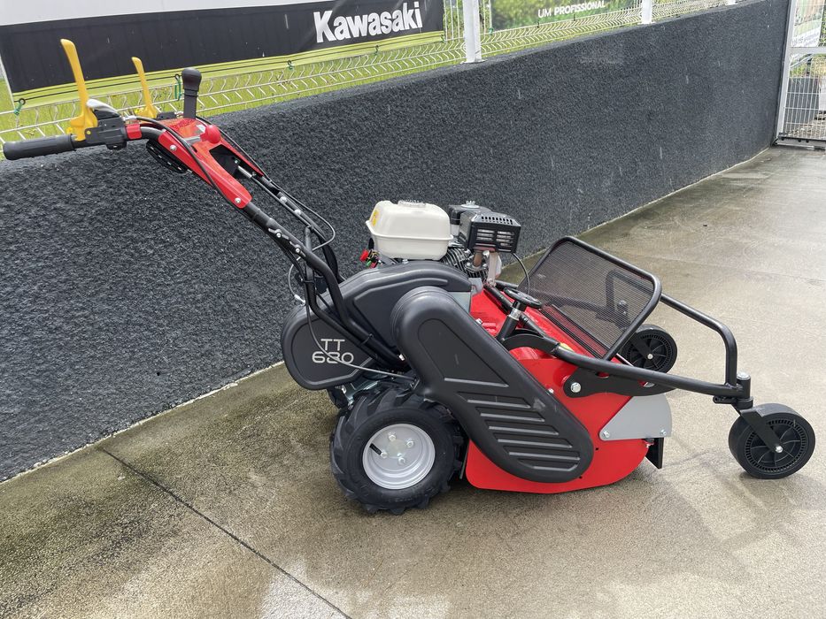 Triturador de martelos com motor HONDA