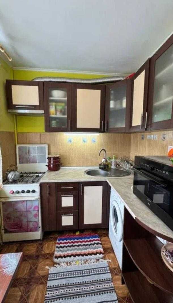 Продам 1 комнатную квартиру в Чугуеве