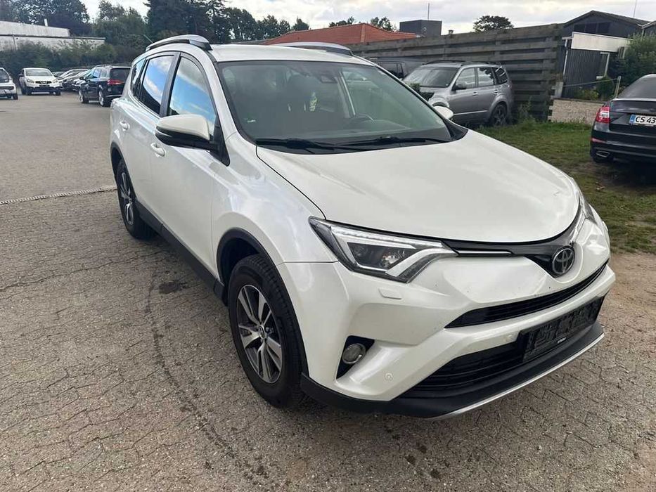 Бампер Toyota Rav 4 IV запчастини Тойота Рав 4  разборка