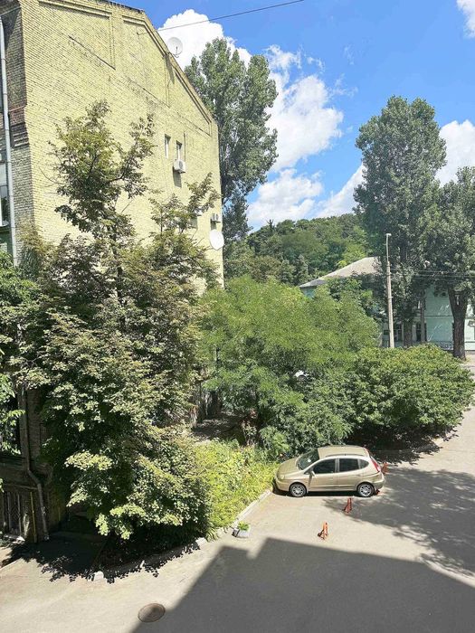 Продаж 1 к квартири Гоголівська 21