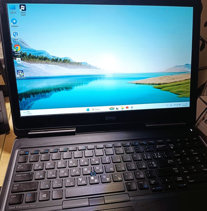 Dell Precision 7520 i7-6820HQ/IPS/SSD/R9 M375X Ігровий Ноутбук 7510