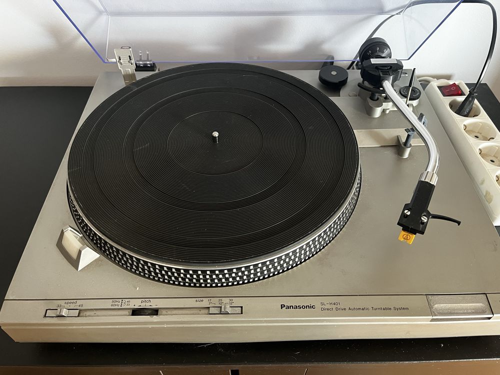 Gira Discos Panasonic SL-H401