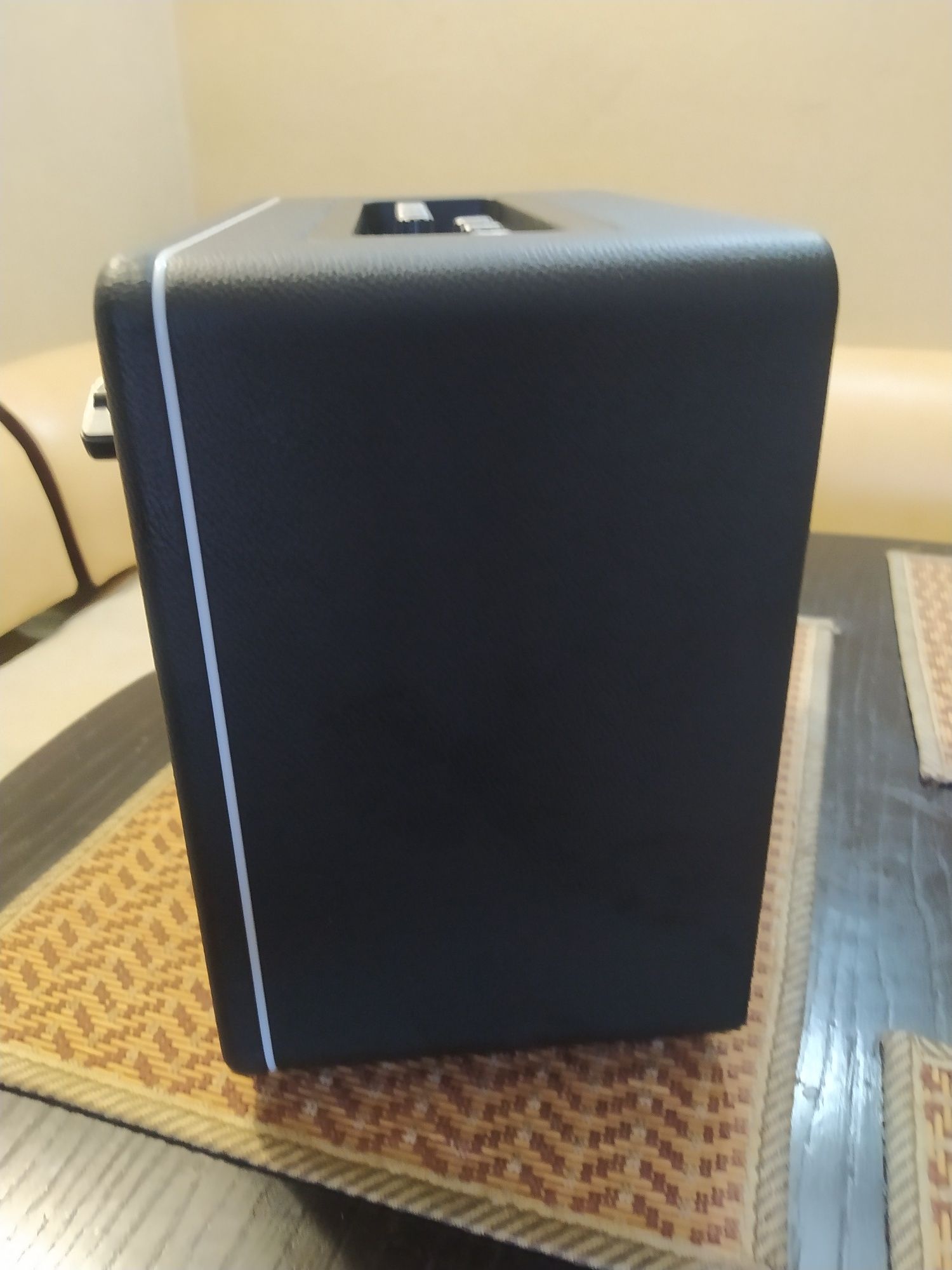 Mooer Hornet Black 15w