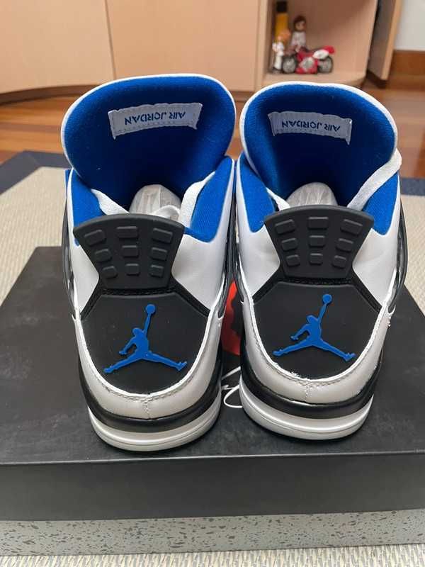 Jordan4Retro Motorsports R.43
