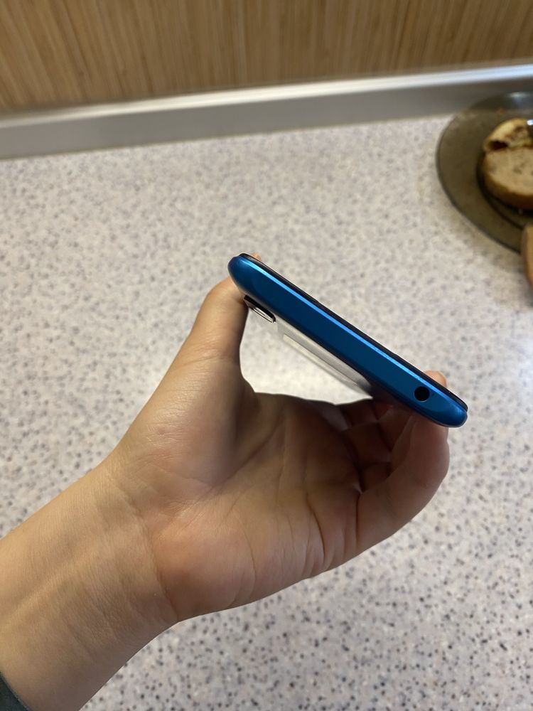 Продам телефон Redmi 9A