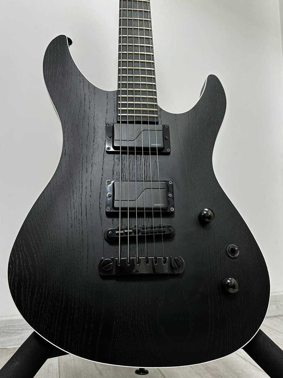 FujiGen (FGN) JMY2-ASH-E з Fishman Fluence Modern