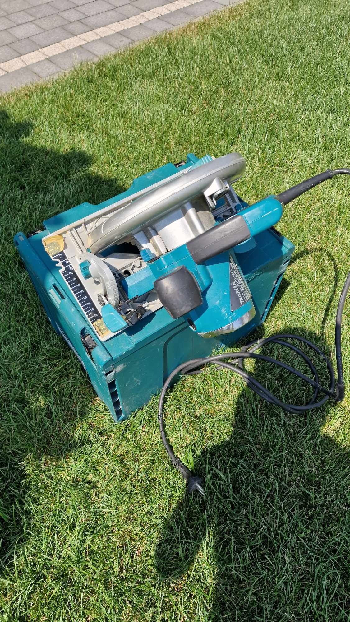 Sprzedam zaglebiarke makita