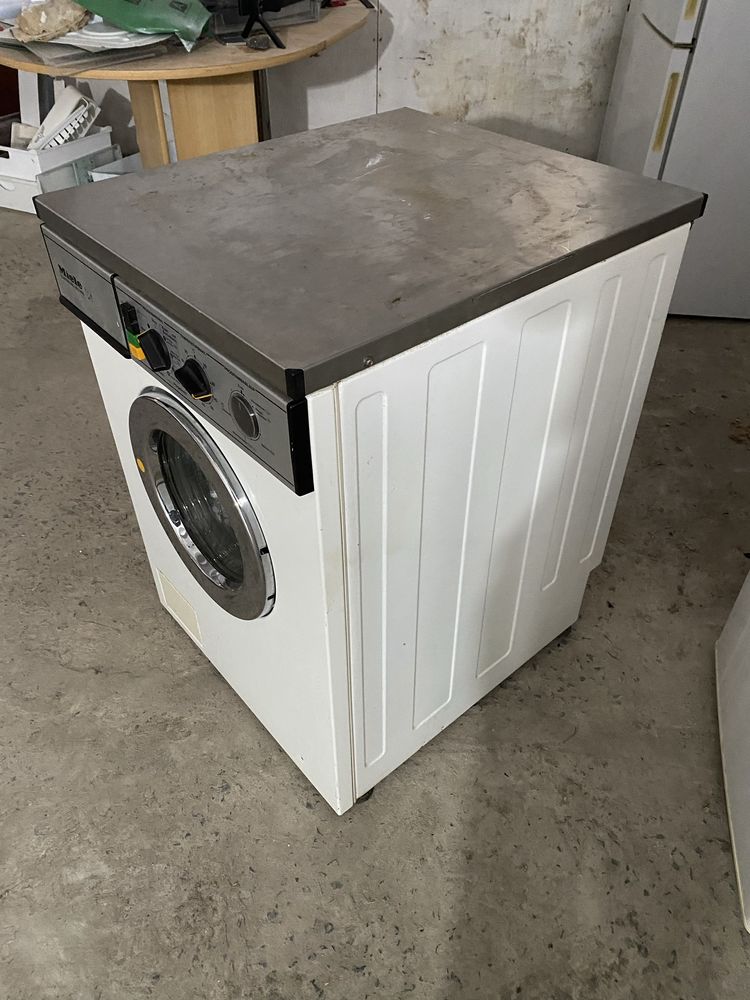 Стіралка Miele ELECTRONIC WS 5405 на запчастини