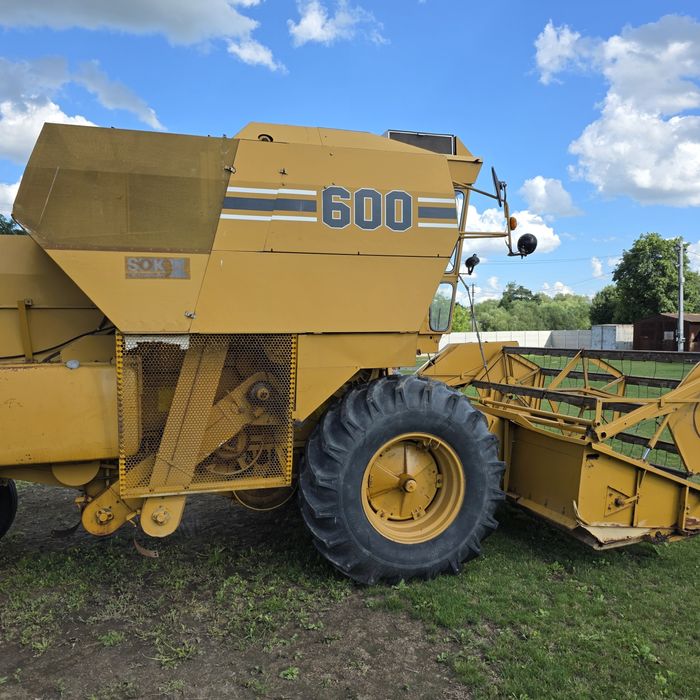 Комбайн зерно збиральний Sampo 600 680 з Фінляндії