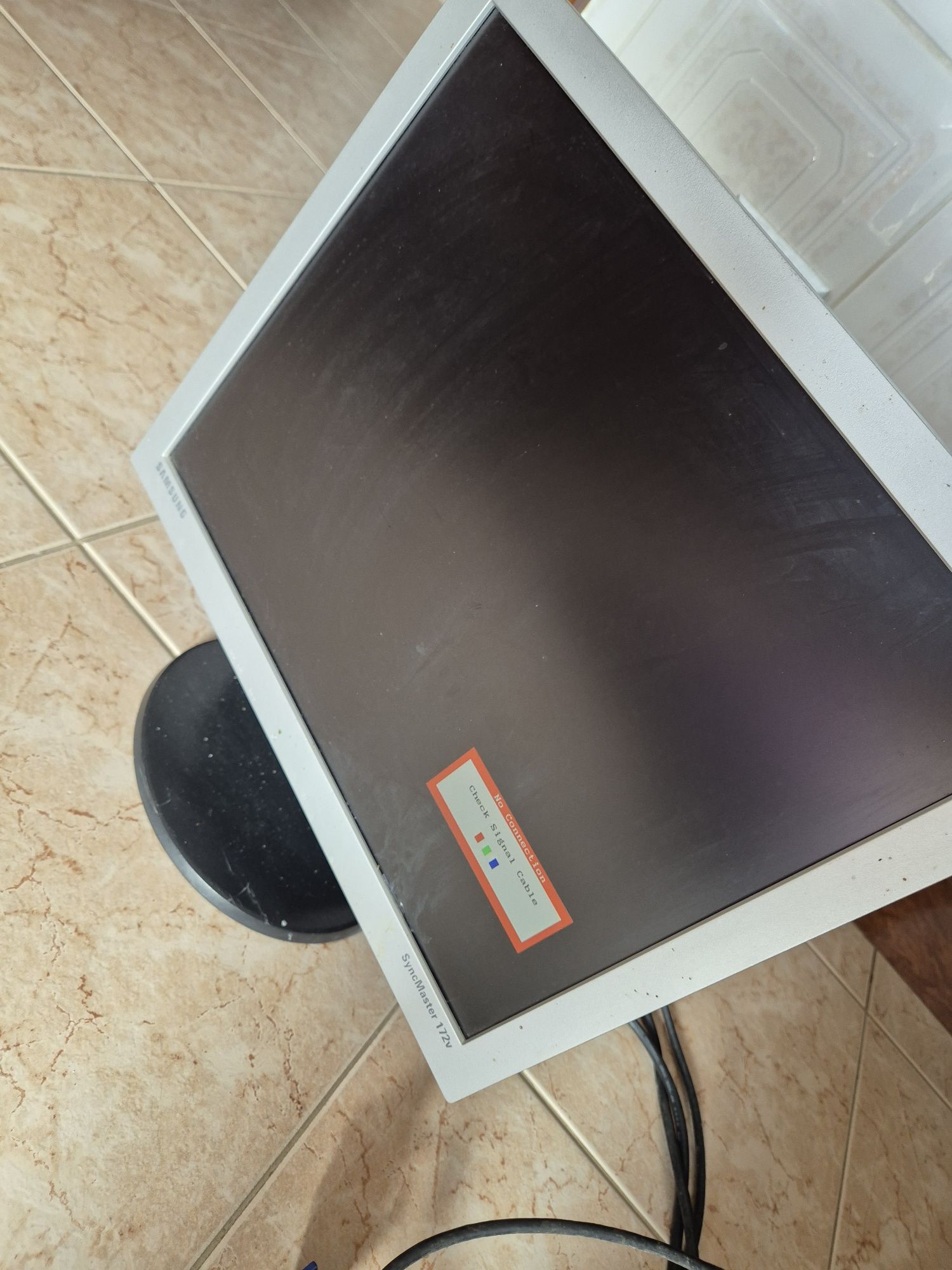 Monitor Samsung SyncMaster 172v