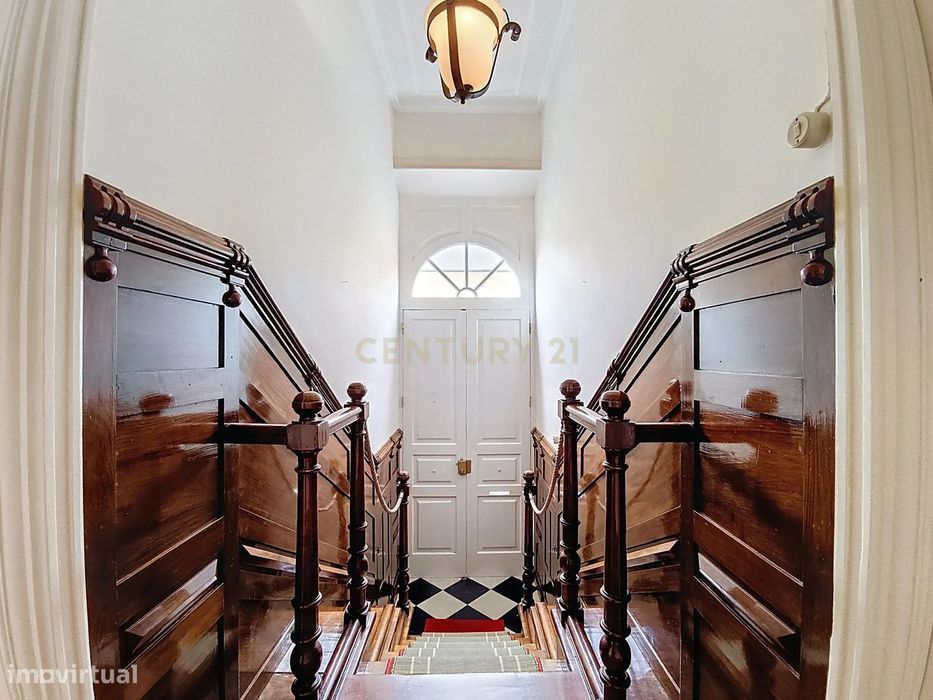 Encantadora Moradia T3 com Jardim em Ponta Delgada