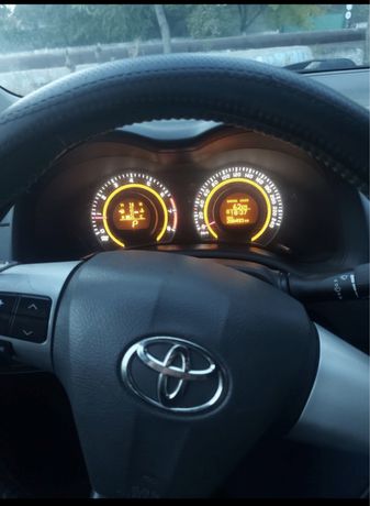 Toyota Corolla 2011г.