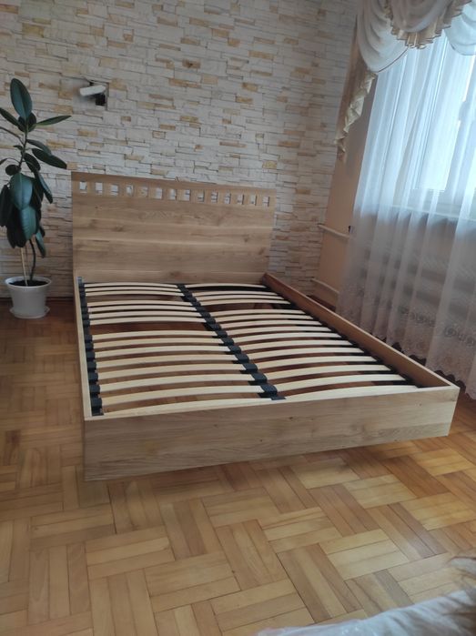 Łóżko lite dębowe 160x200 lewitujące