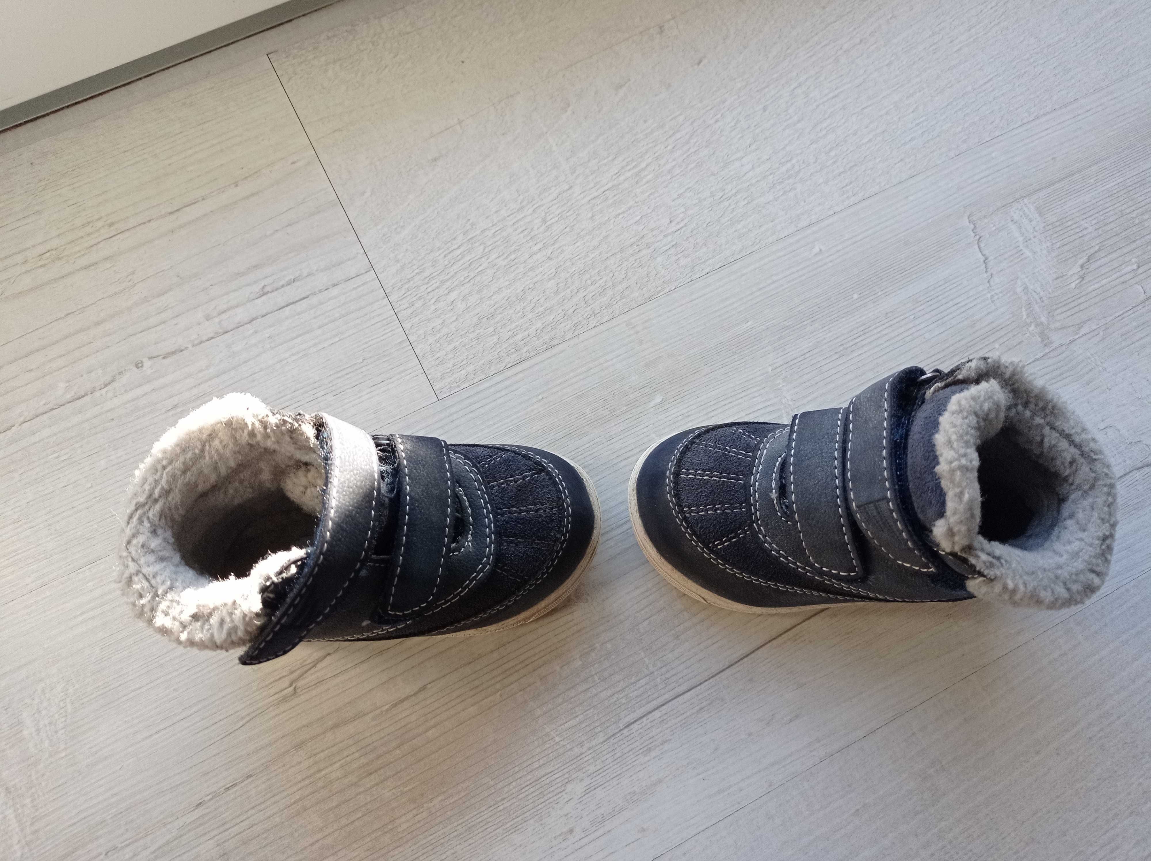Buty zimowe chłopięce rozmiar 21