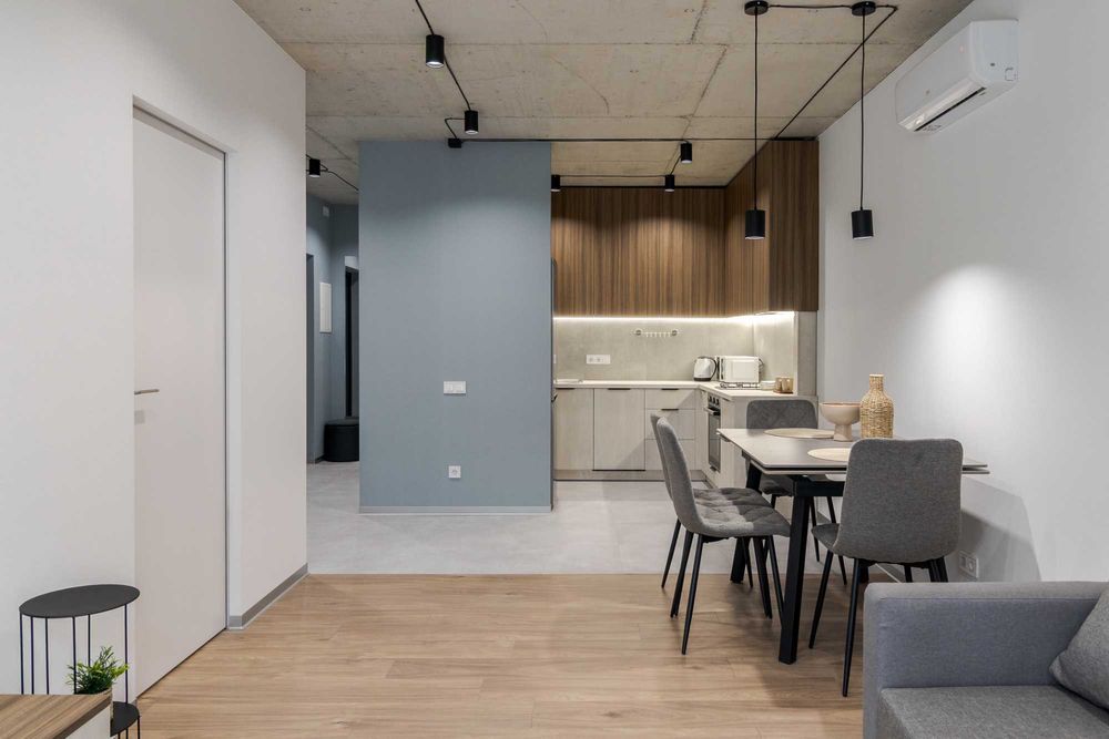 Квартира на 4 осіб. Довгострокова оренда