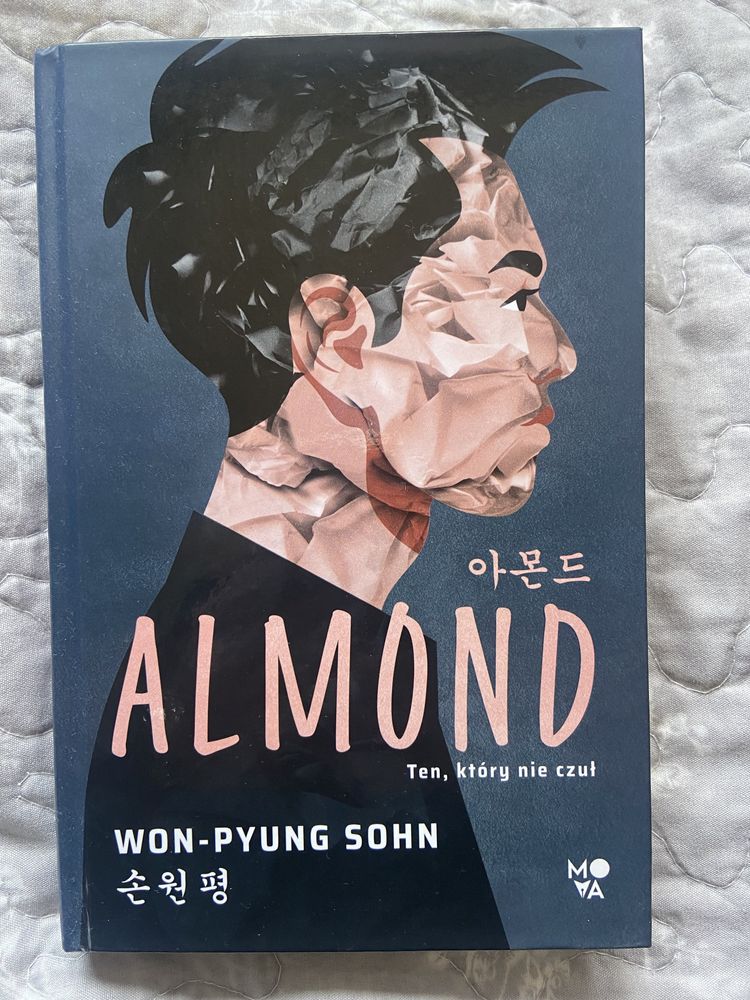 Książka Almond Ten, który nie czuł