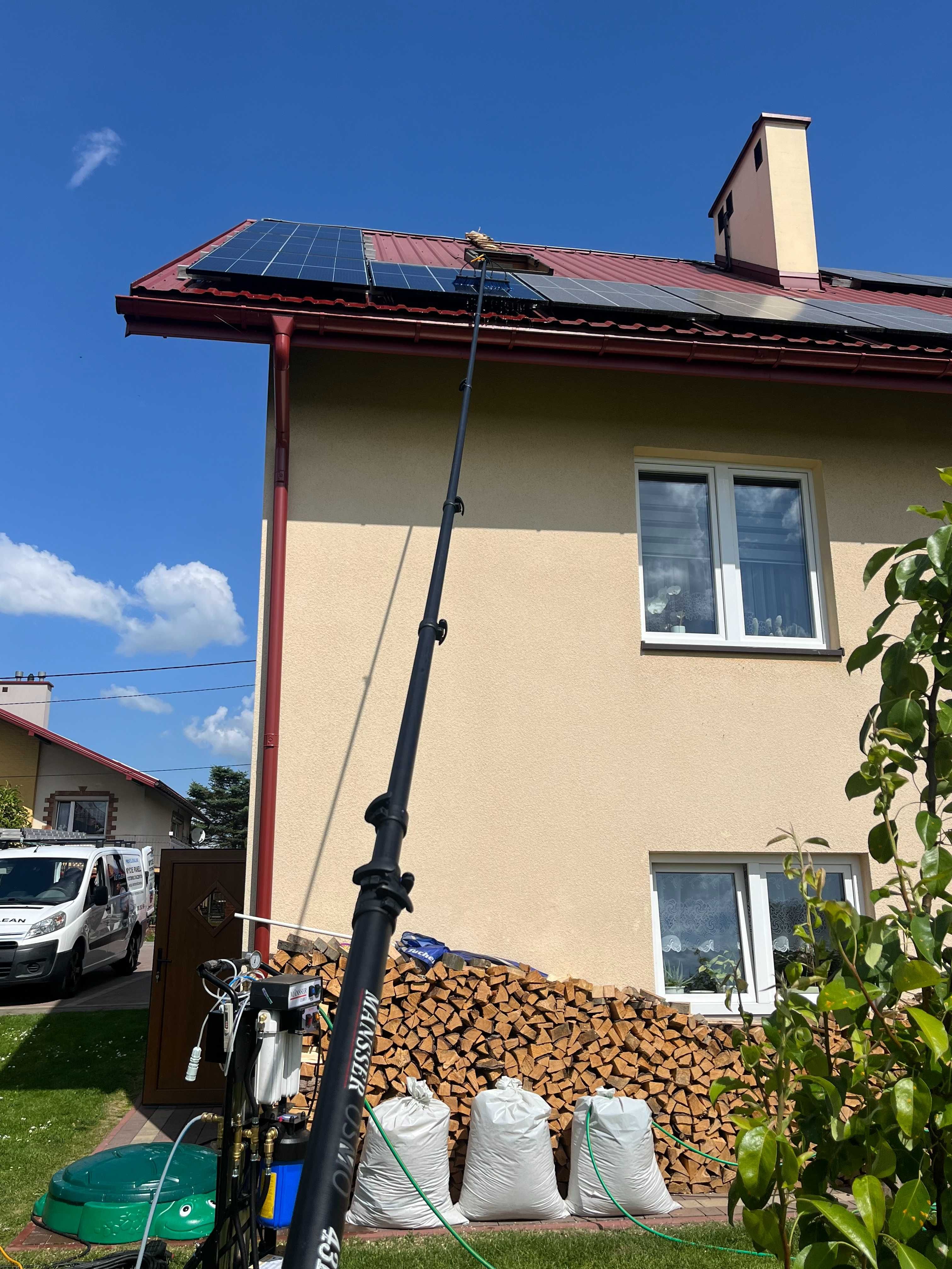 Mycie Paneli Fotowoltaicznych Okien Przeszkleń Woda Demineralizowaną
